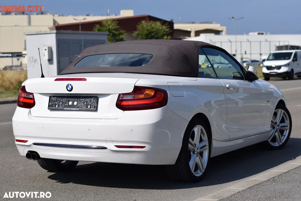 BMW Seria 2 220d Sport-Aut. - 31