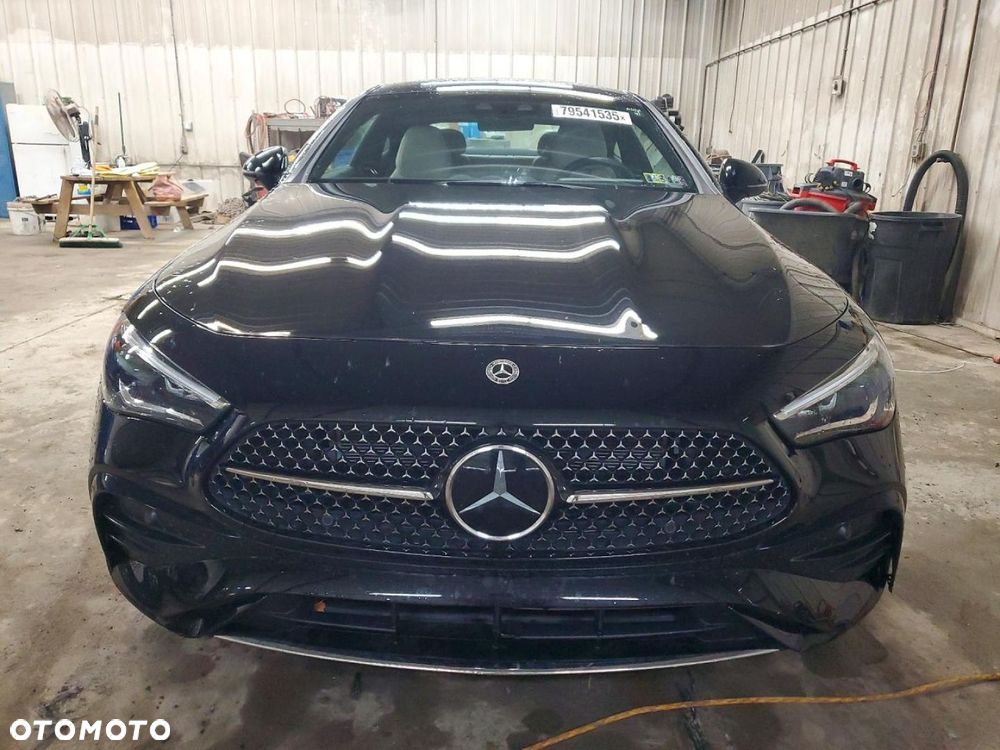 Mercedes-Benz CLE - 6