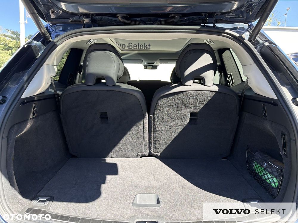 Volvo EX90 - 35