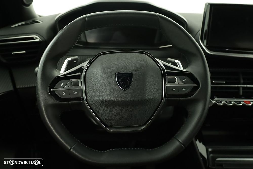 Peugeot 2008 1.2 PureTech Allure EAT8 - 15