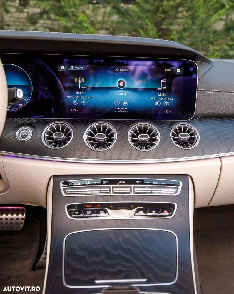 Mercedes-Benz E 220 d 4Matic 9G-TRONIC AMG Line - 26