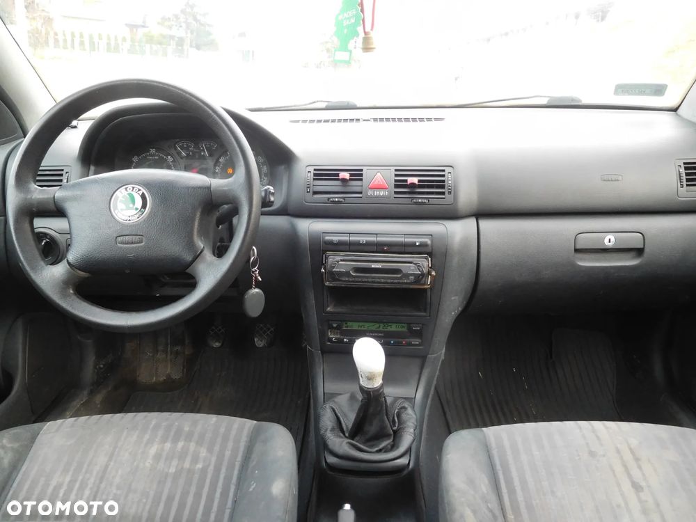 Skoda Octavia 1.9 TDI Tour Plus - 9