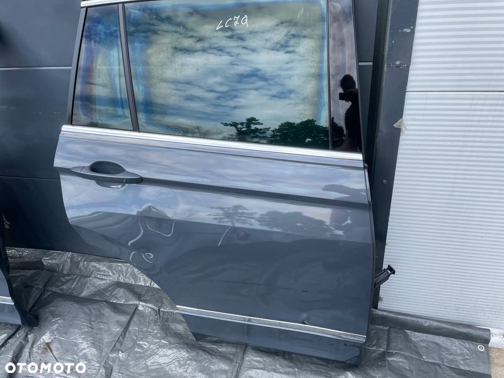 VW TIGUAN II LIFT drzwi prawy tył lc7q w kolor pod miernik ORYGIANŁ - 5