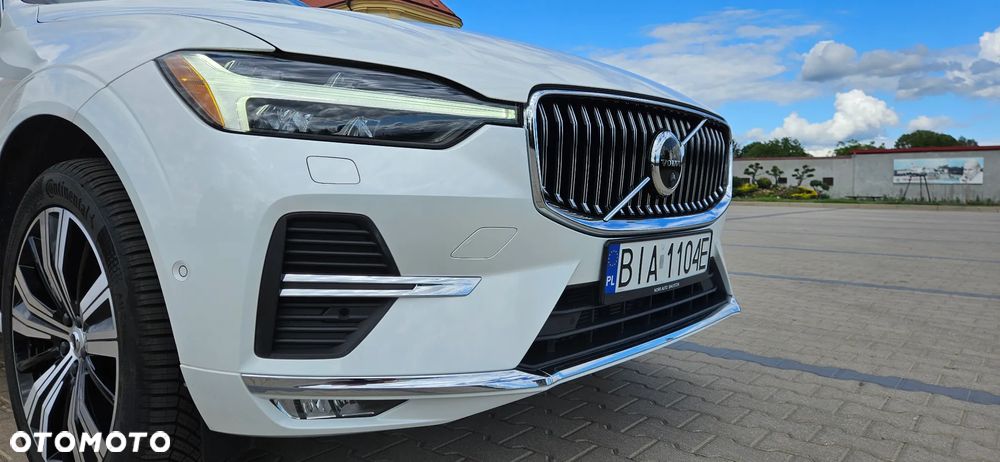 Volvo XC 60 B5 B AWD Plus Bright - 19