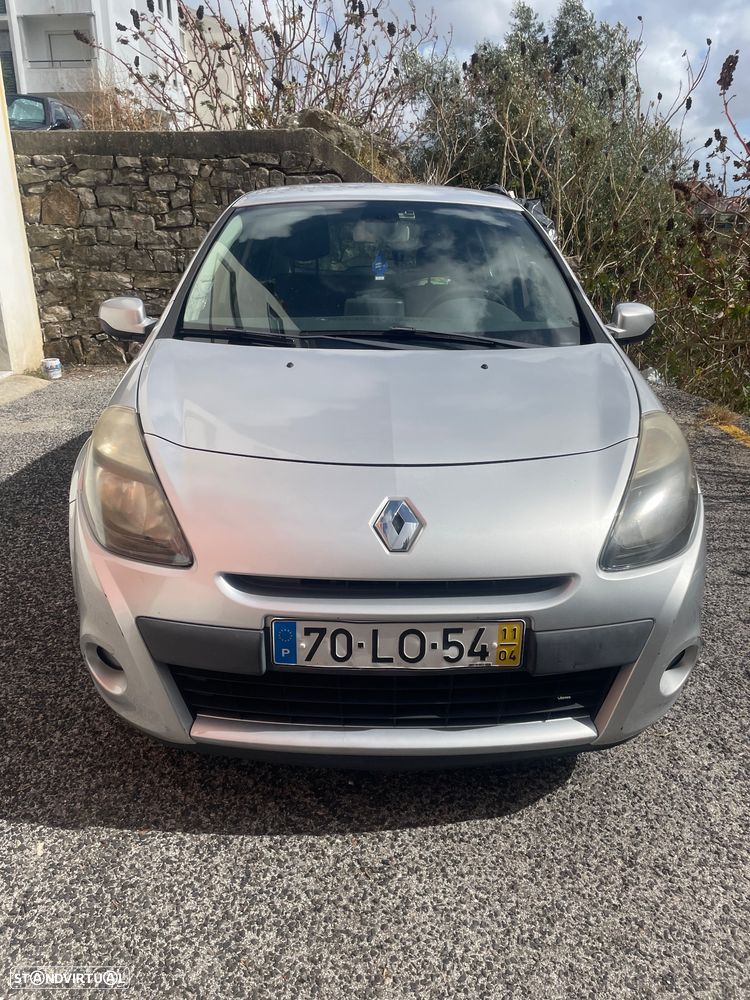 Renault Clio 1.2 16V Confort 130g - 1