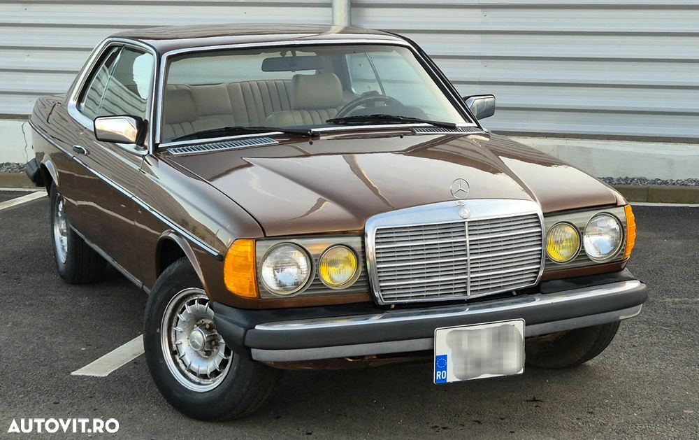 Mercedes-Benz W123 - 1