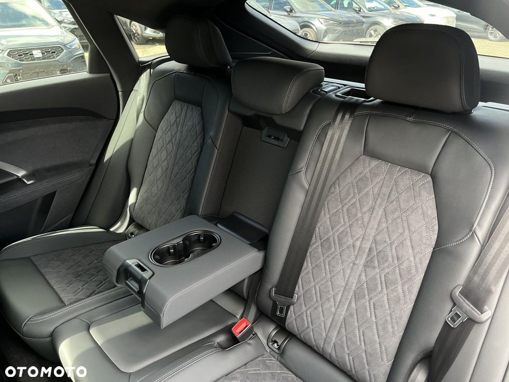 Audi Q5 Sportback - 17