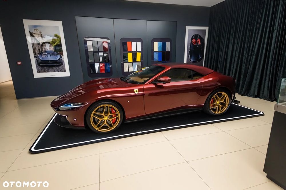 Ferrari Roma Spider - 10
