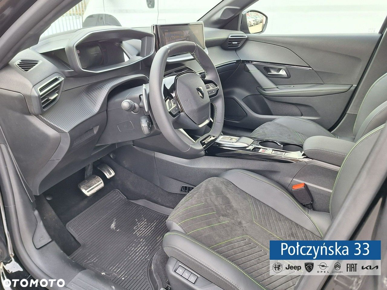 Peugeot 208 - 16