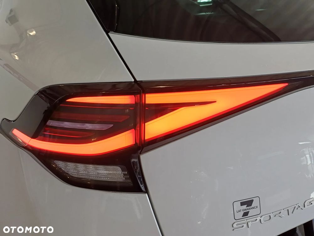 Kia Sportage 1.6 T-GDI HEV Anniversary 2WD - 28