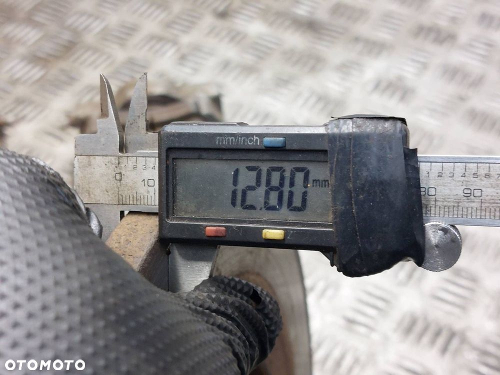 TARCZE HAMULCOWE TYŁ + KLOCKI + ZACISKI CITROEN C5 I - 7