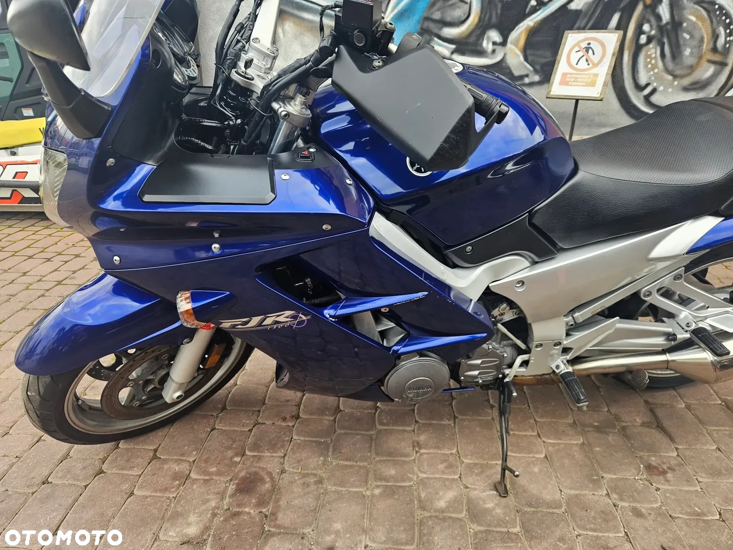 Yamaha FJR - 31