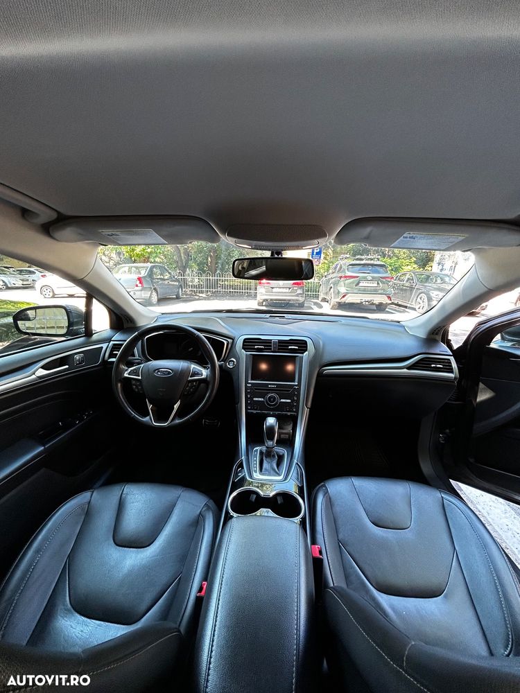 Ford Fusion - 5
