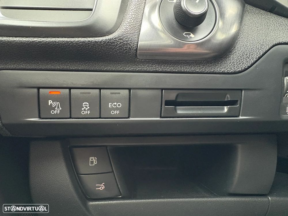 Citroën DS5 e-HDi 110 EGS6 SoChic - 13