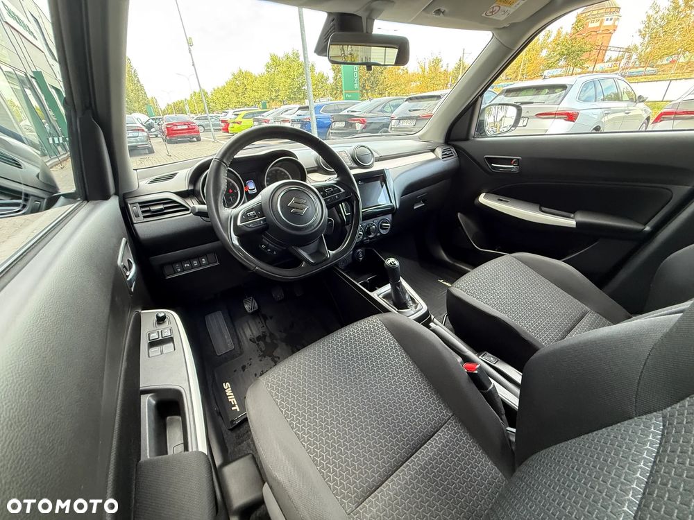 Suzuki Swift 1.2 Dualjet SHVS Premium - 21