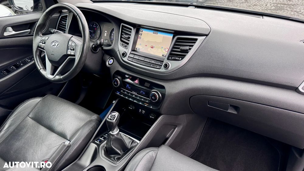 Hyundai Tucson blue 1.7 CRDi 2WD Style - 6