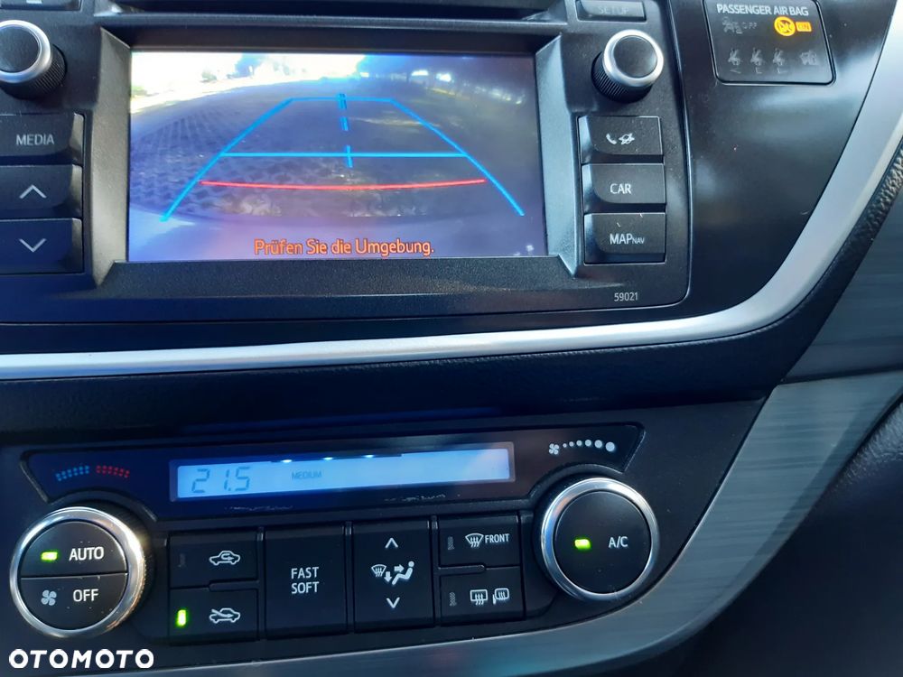 Toyota Auris - 5