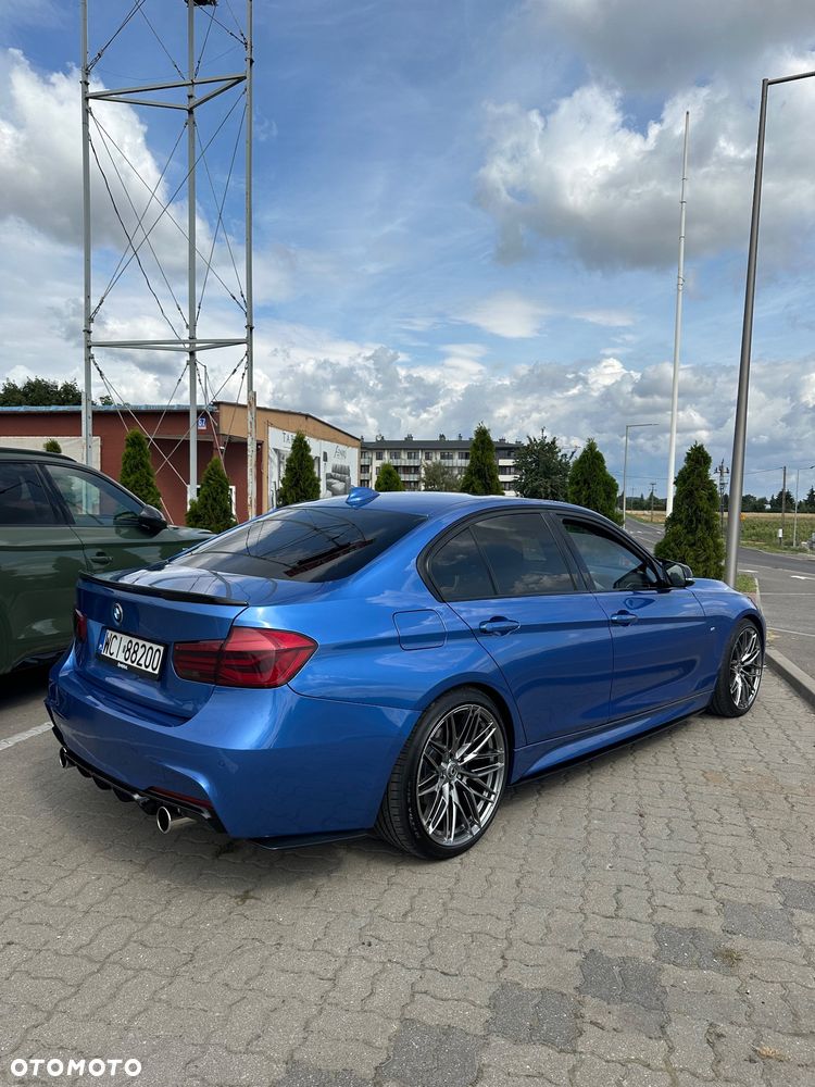 BMW Seria 3 320d M Sport - 14