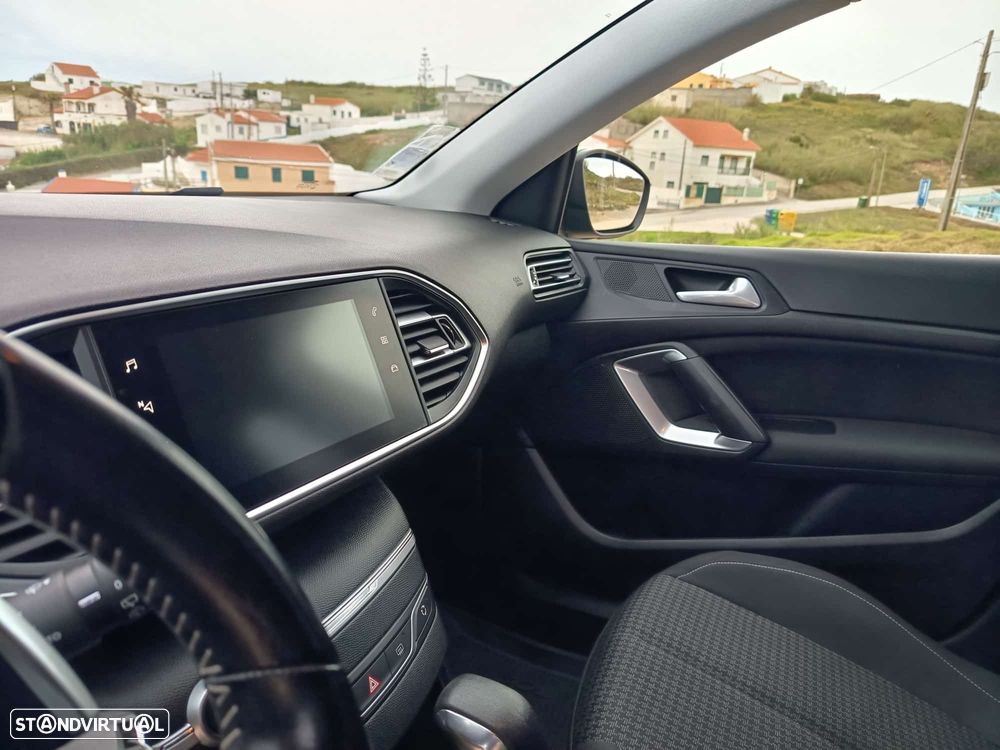 Peugeot 308 SW 1.5 BlueHDi Allure EAT6 - 10