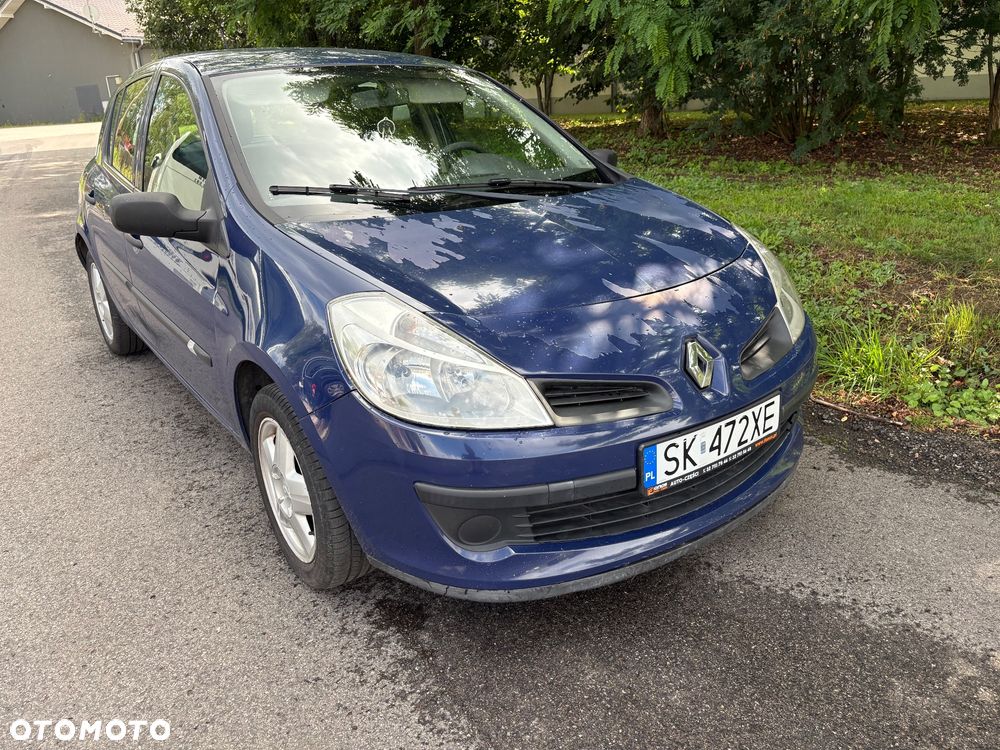 Renault Clio 1.2 16V Alize - 1
