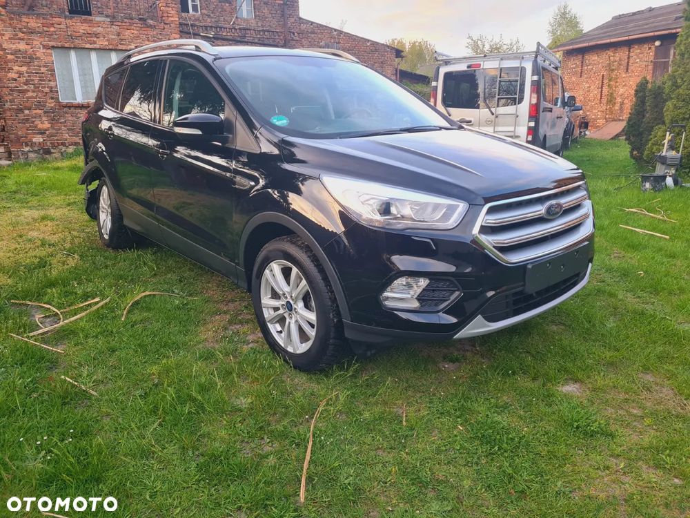 Ford Kuga 1.5 EcoBoost 2x4 Cool & Connect - 4
