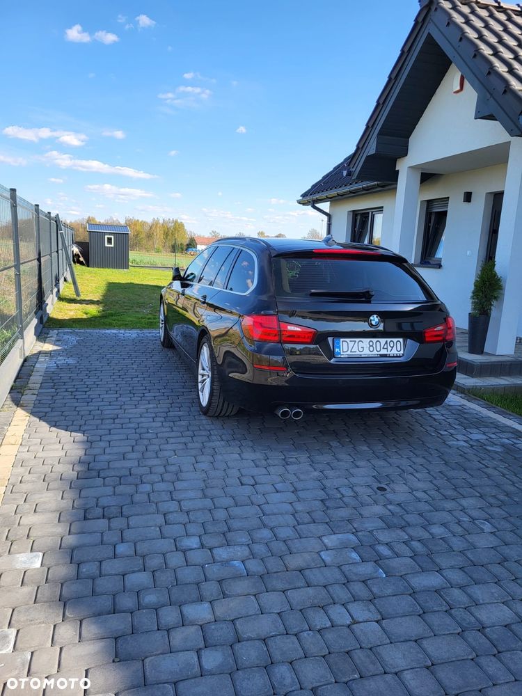 BMW Seria 5 525d - 4