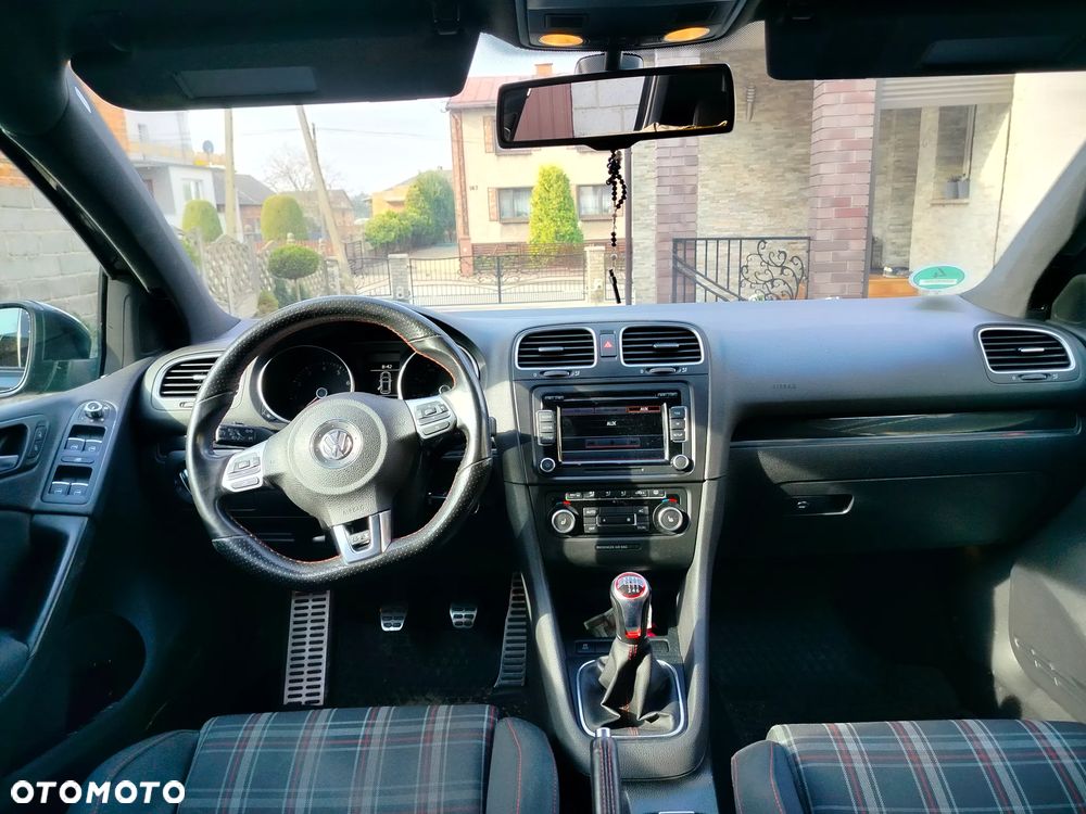 Volkswagen Golf - 7