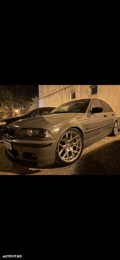 BMW Seria 3 320d - 4