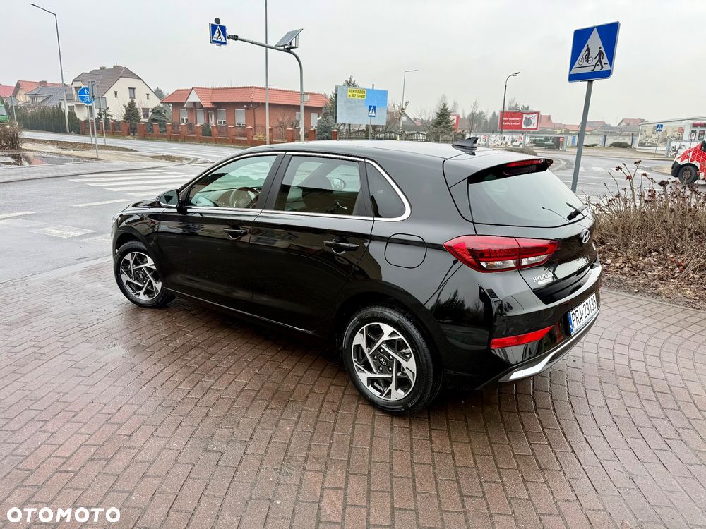 Hyundai i30 1.5 T-GDI 48V-Hybrid Advantage - 6