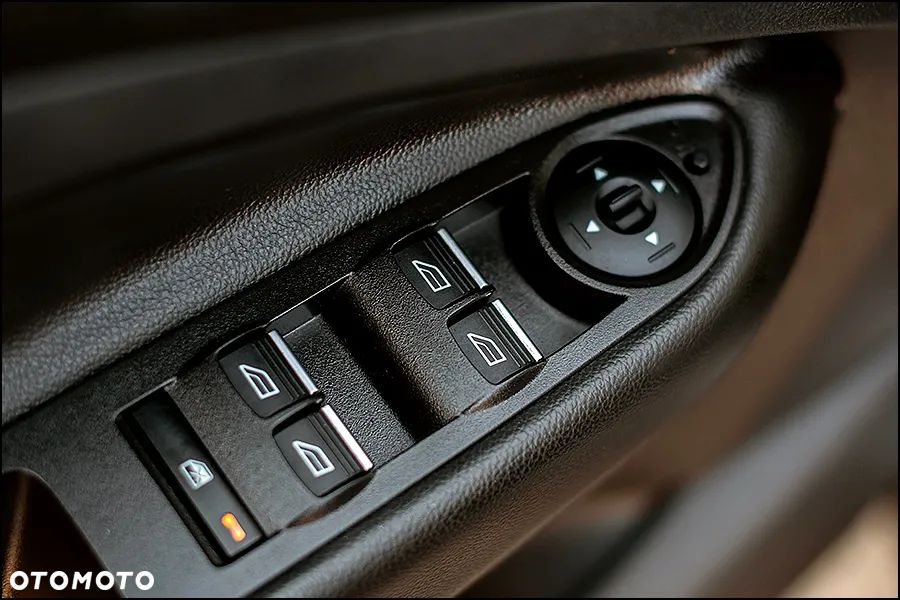 Ford Kuga - 29