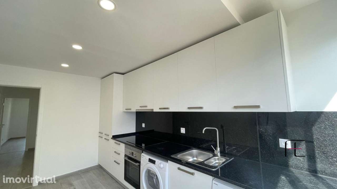 Apartamento T2+1 Venda em Mina de Água,Amadora - Grande imagem: 2/7