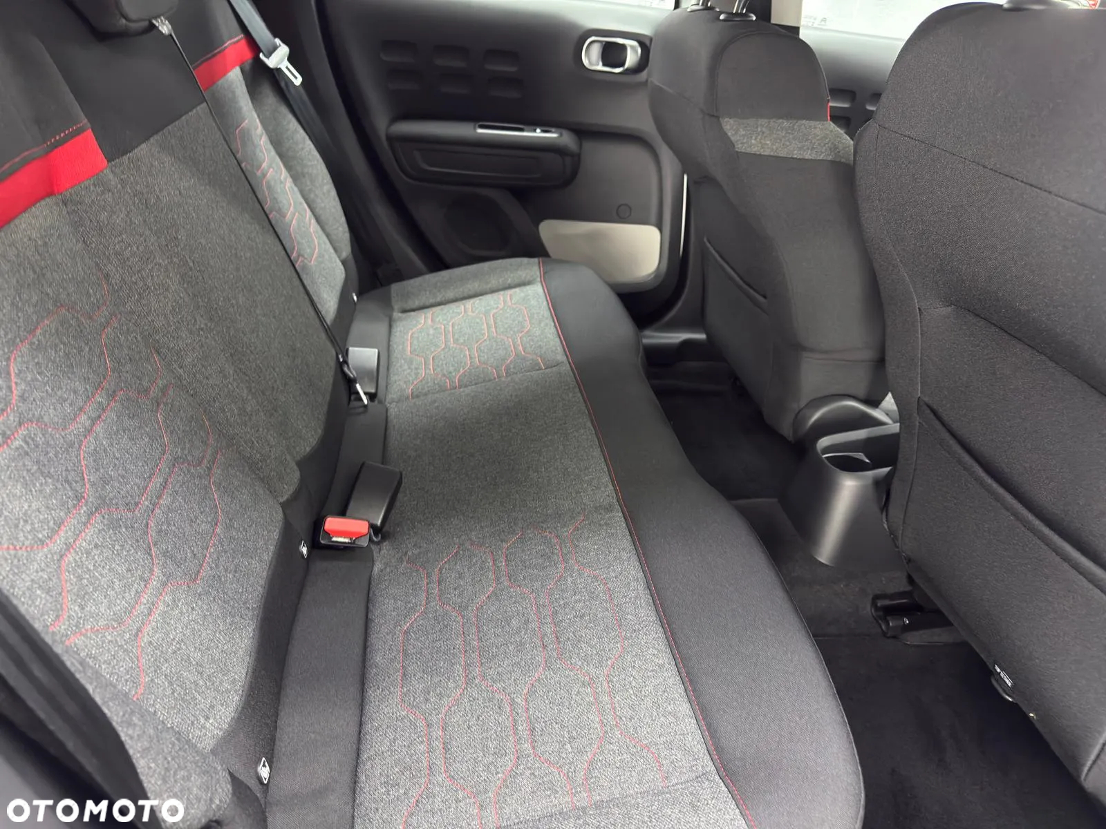 Citroën C3 1.2 PureTech Shine - 24