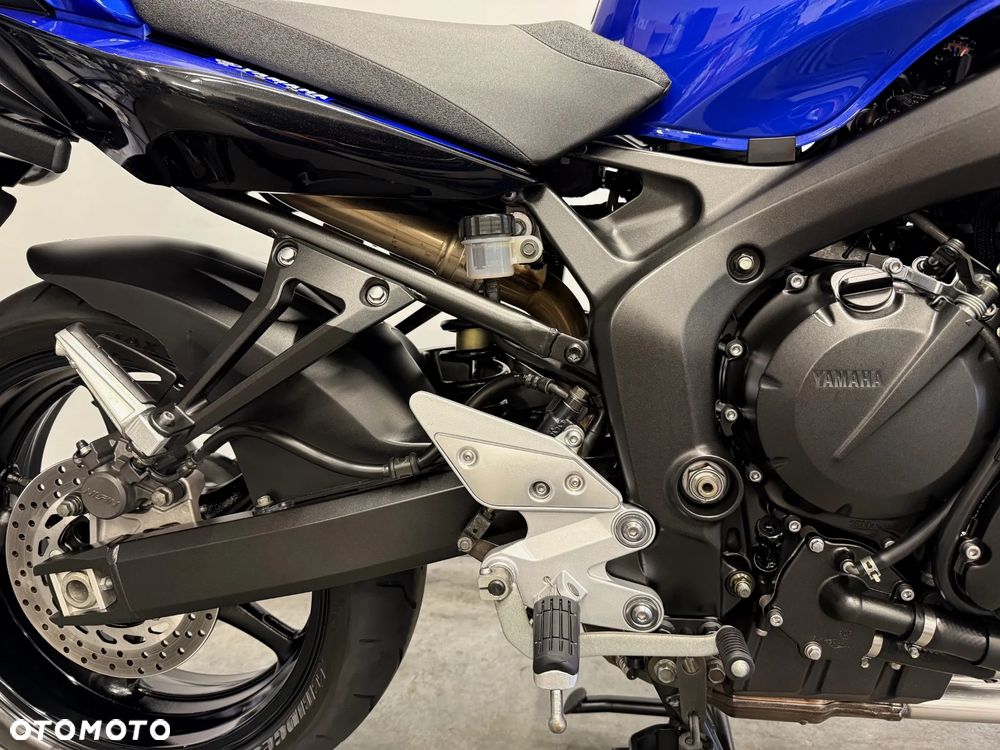 Yamaha FZ6 - 33