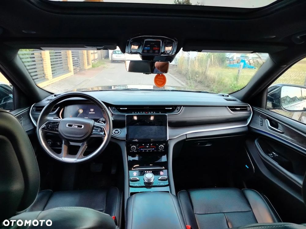 Jeep Grand Cherokee 5.7 V8 Overland - 11