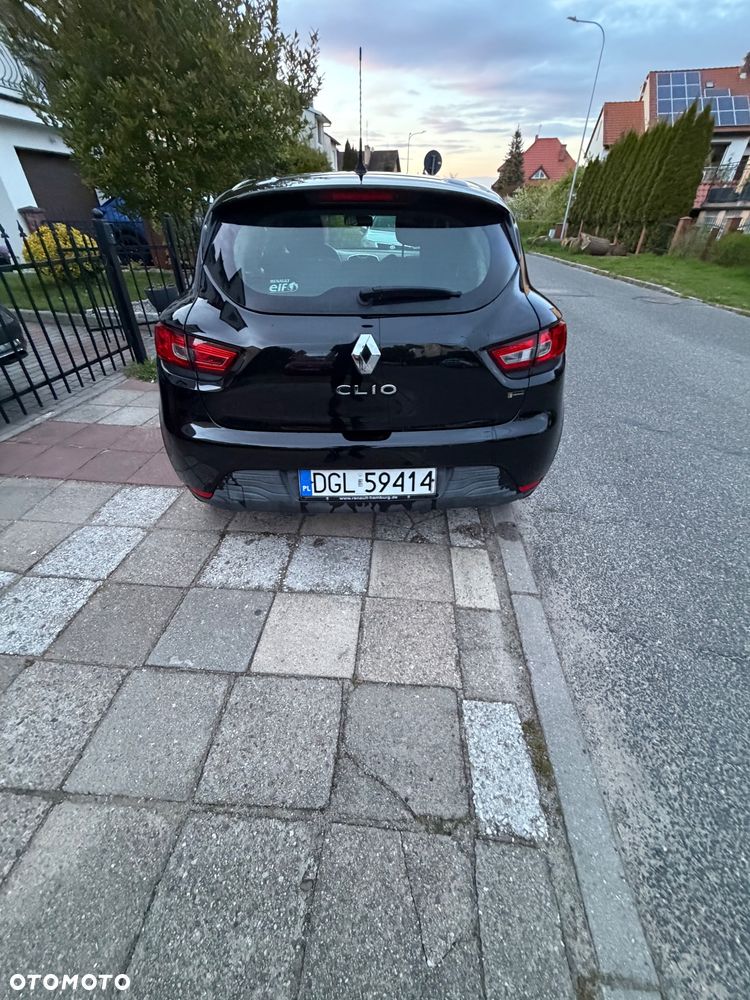 Renault Clio 1.2 16V Zen - 5