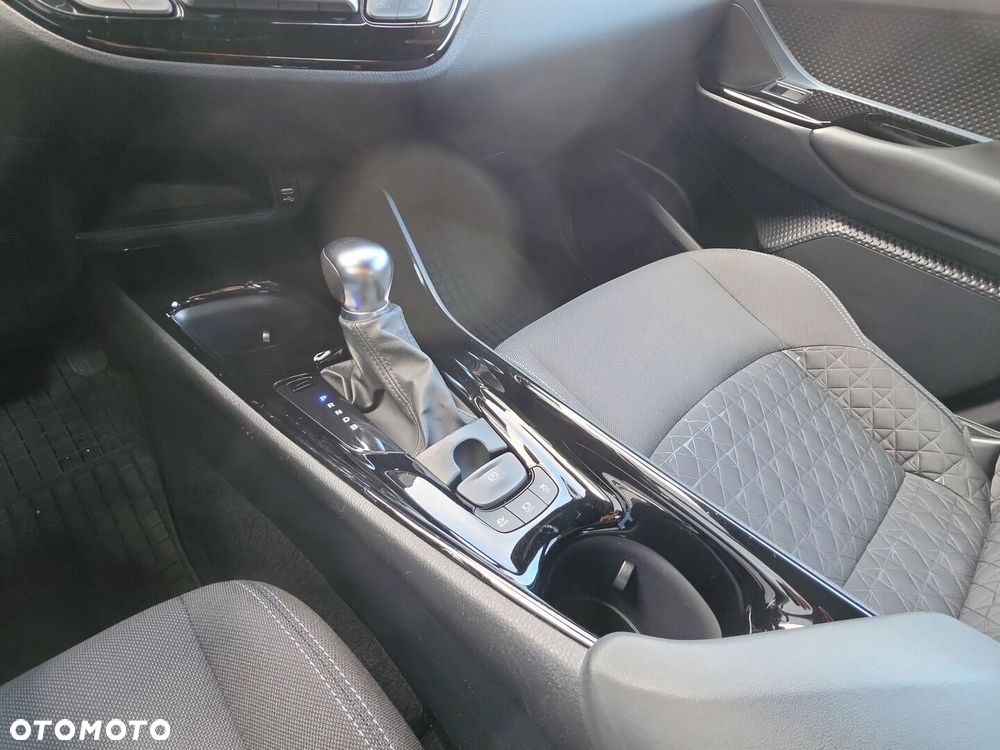 Toyota C-HR 1.8 Hybrid Style - 25
