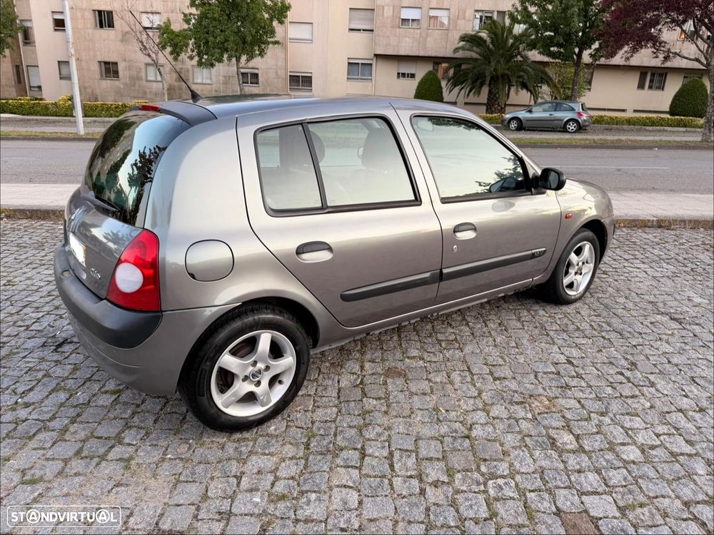 Renault Clio 1.2 16V Expression QuickS — fotografia 4
