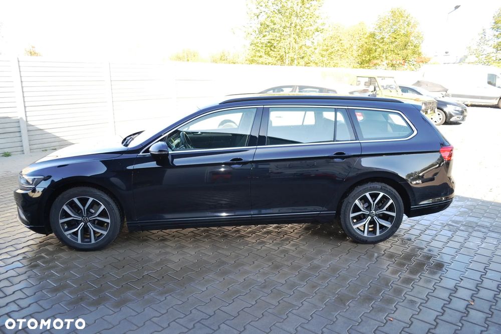 Volkswagen Passat - 5