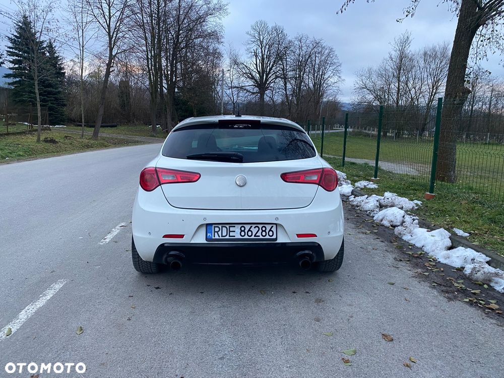 Alfa Romeo Giulietta 1750 TBi Quadrifoglio Verde - 6