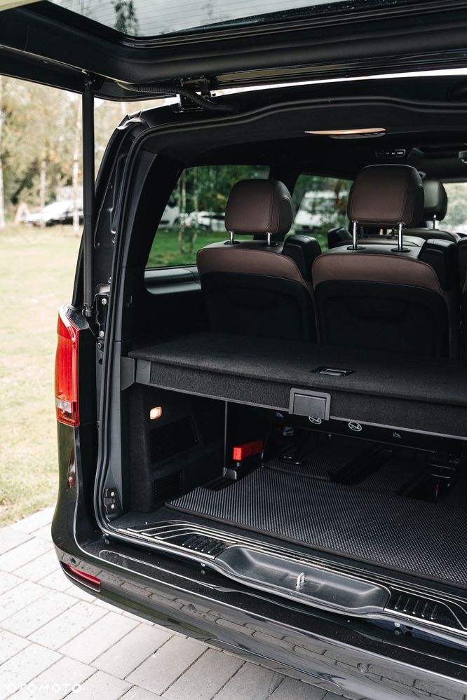 Mercedes-Benz Klasa V - 25