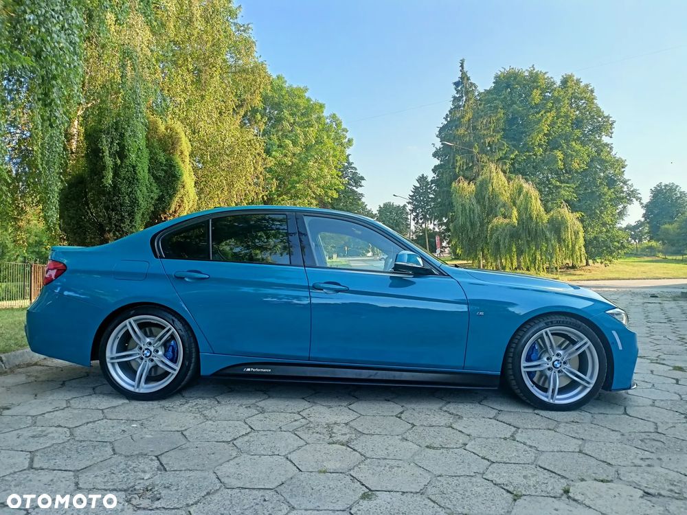 BMW Seria 3 335i xDrive Edition Sport - 2