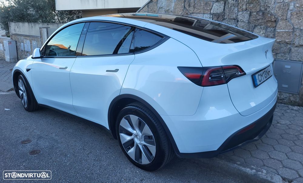 Tesla Model Y Tração Traseira - 2
