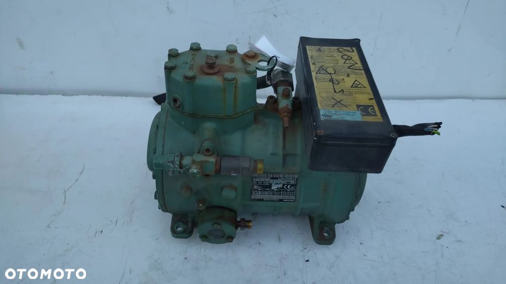 SPRĘŻARKA CHŁODNIA CARRIER XARIOS 400 500 600 TYP 18-00086-12 NO V1224/001 - 2