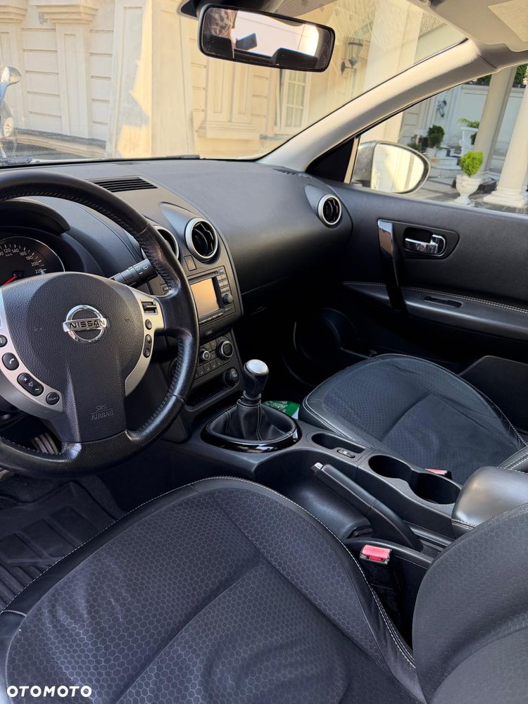 Nissan Qashqai 1.6 DCi Tekna - 22