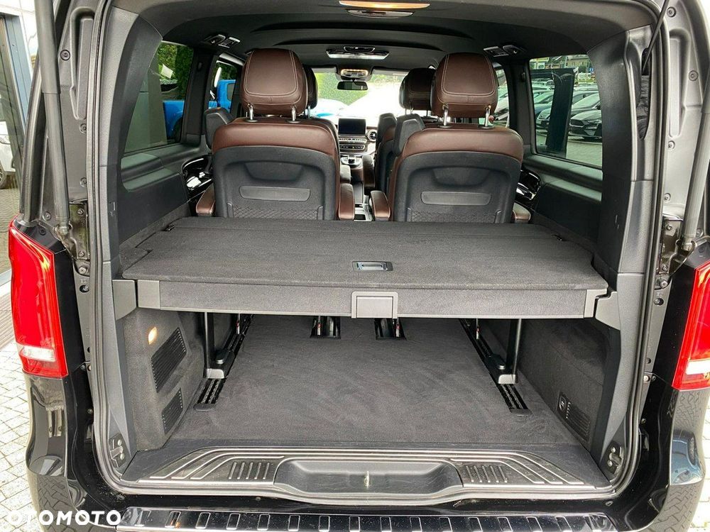 Mercedes-Benz Klasa V - 6