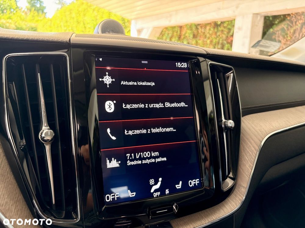 Volvo XC 60 T8 AWD Plug-In Hybrid Inscription - 17