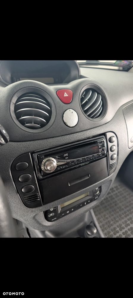 Citroën C2 1.4 Senso Drive VTR - 12