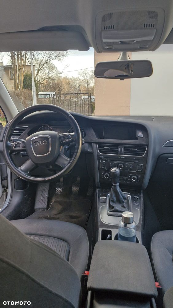 Audi A4 Limousine - 9