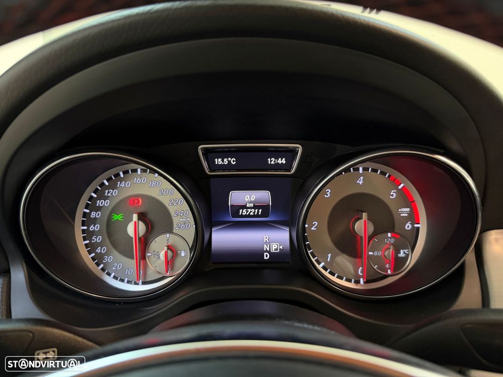 Mercedes-Benz CLA 220 d AMG Line Aut. - 26