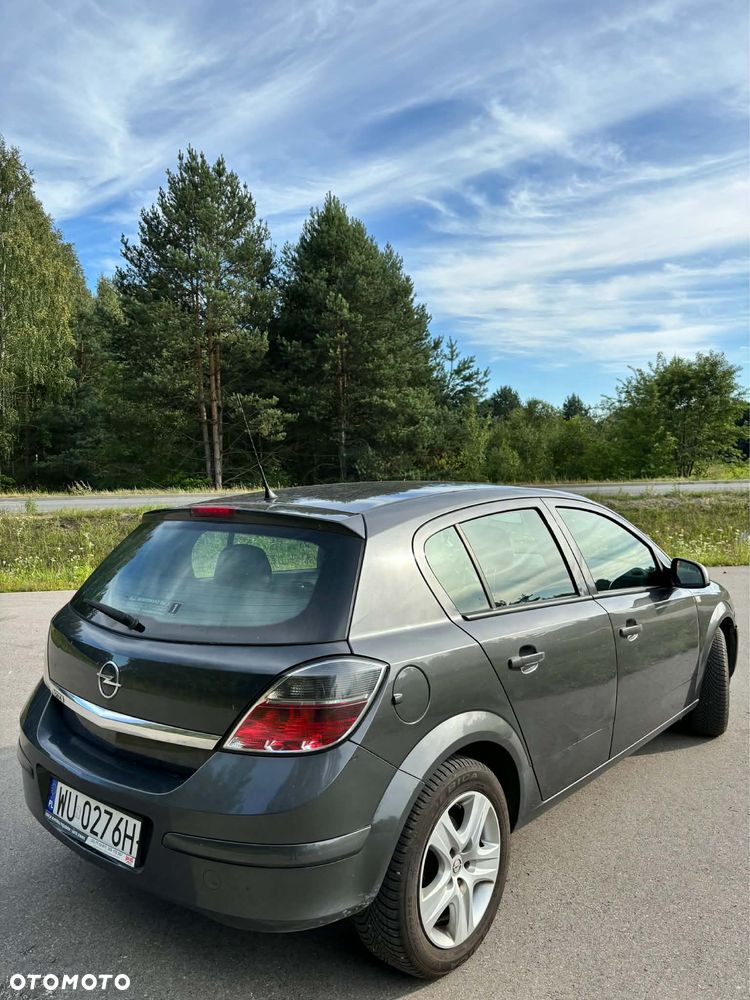 Opel Astra 1.4 - 8